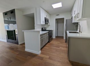 915 3rd St APT 305, Santa Monica, CA 90403