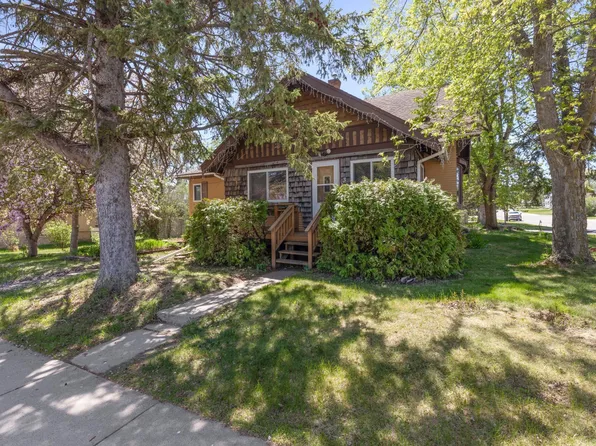 131 6th St W, Browerville, MN 56438