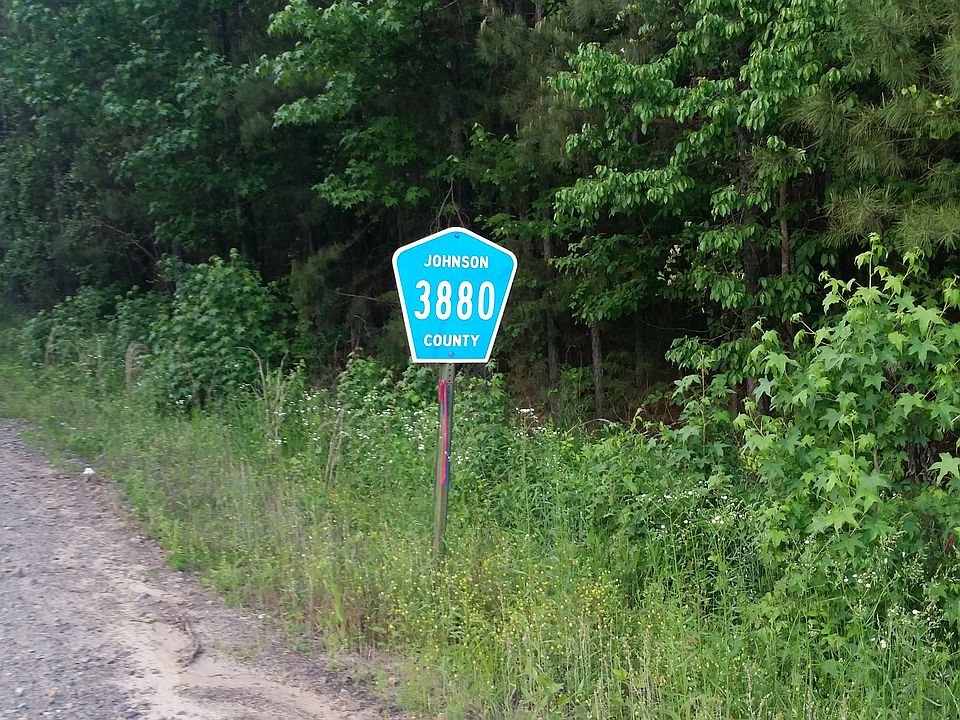 1st image of CR 3880