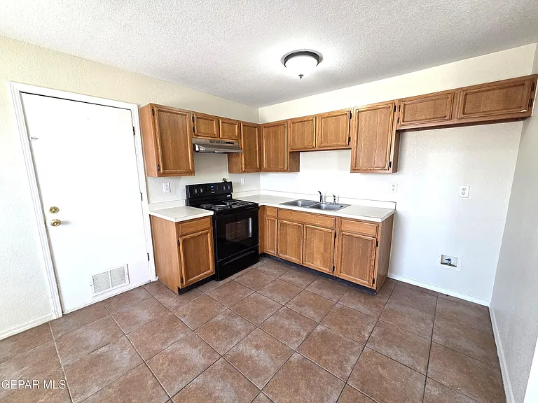 2304 Tierra Serena Rd — Photo 13