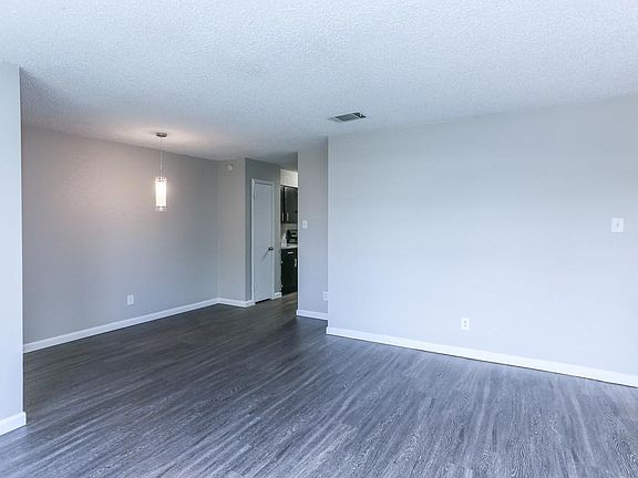 2nd image of 1109 San Marcos Pkwy #Vsy7fj0kt