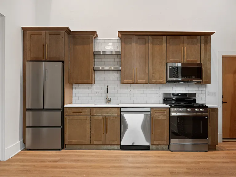 251 Pearl St #107 — Photo 2