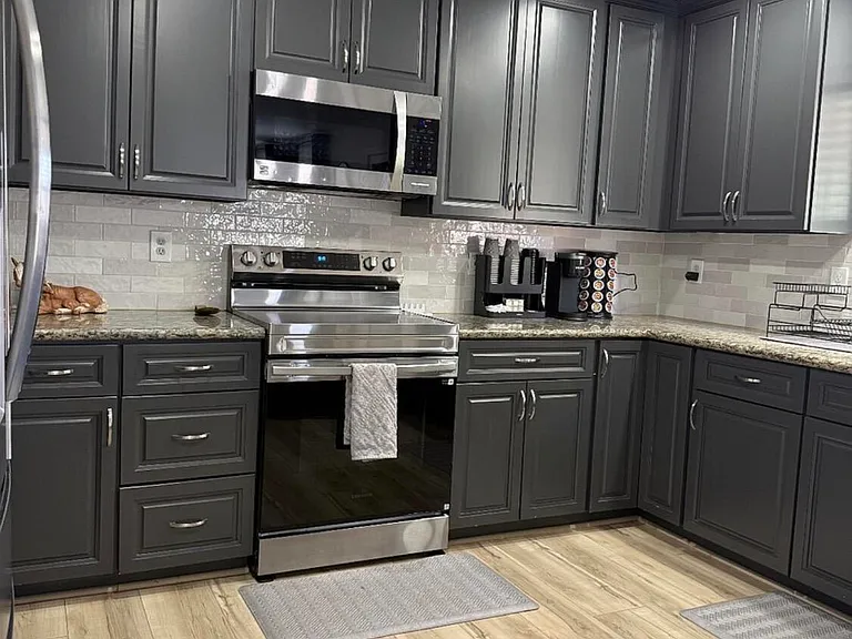 8609 W Vogel Ave — Photo 7
