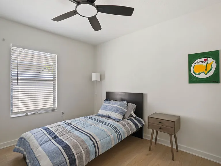 2125 W Cypress St — Photo 8
