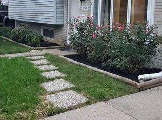 1260 S Henry Ruff Rd, Westland, MI 48186