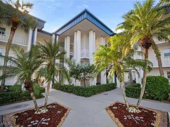 1828 Pine Valley Dr APT 310, Fort Myers, FL 33907