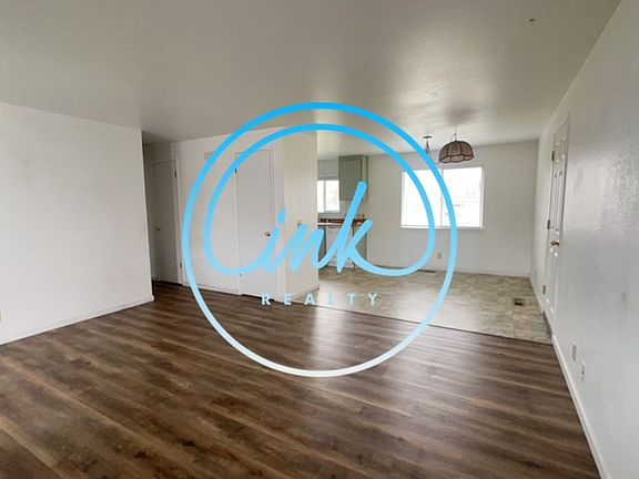 2nd image of 1320 Langley Dr Unit A