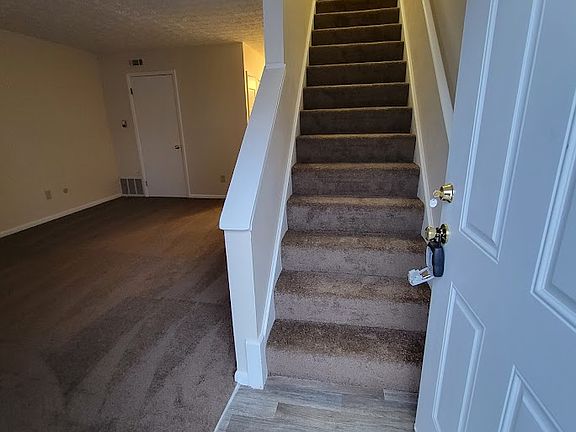 2nd image of 53 N Virginia Ln