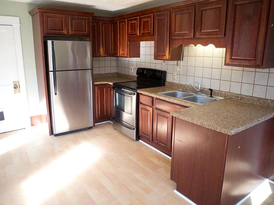 1st image of 587 Stryker Ave