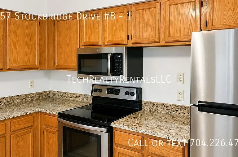 2557 Stockbridge Dr #B-1 — Photo 6
