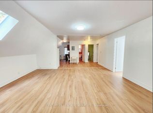 1356 Avenue Rd #3, Toronto, ON M5N2H2