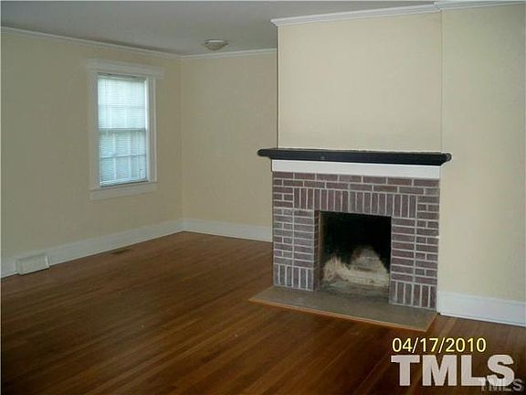 2nd image of 3034 University Dr