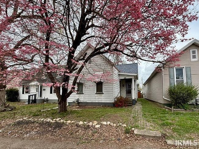 1st image of 1107 S Evans Ave