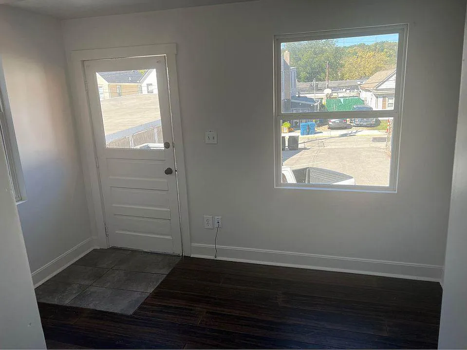 339 Fairfield Ave #3