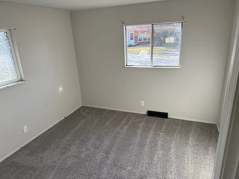 3226 Kilarney Dr #B — Photo 7