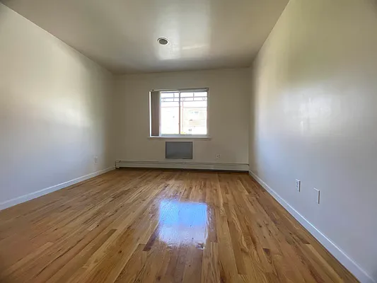 Rented by Rentiko Inc | media 19