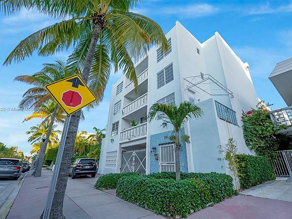 3rd image of 335 Collins Ave APT 205