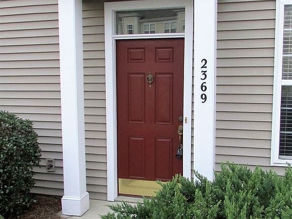 2nd image of 2369 Loch Stone Dr