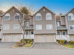 40 Eagle Ridge Way, Nanuet, NY 10954