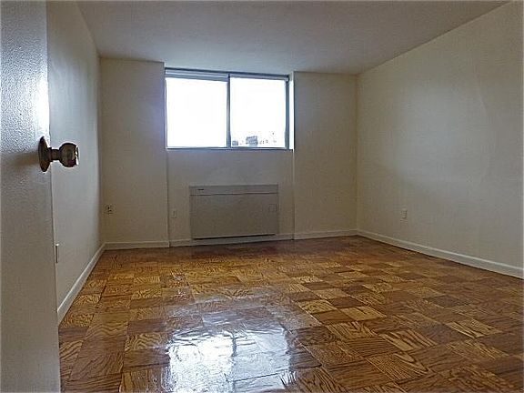 5th image of 103 Monmouth St #808A