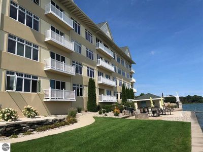 576 N Huron Rd Unit 102, Au Gres, MI, 48703