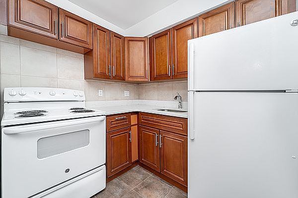 1st image of 35-25 32nd St #3Y