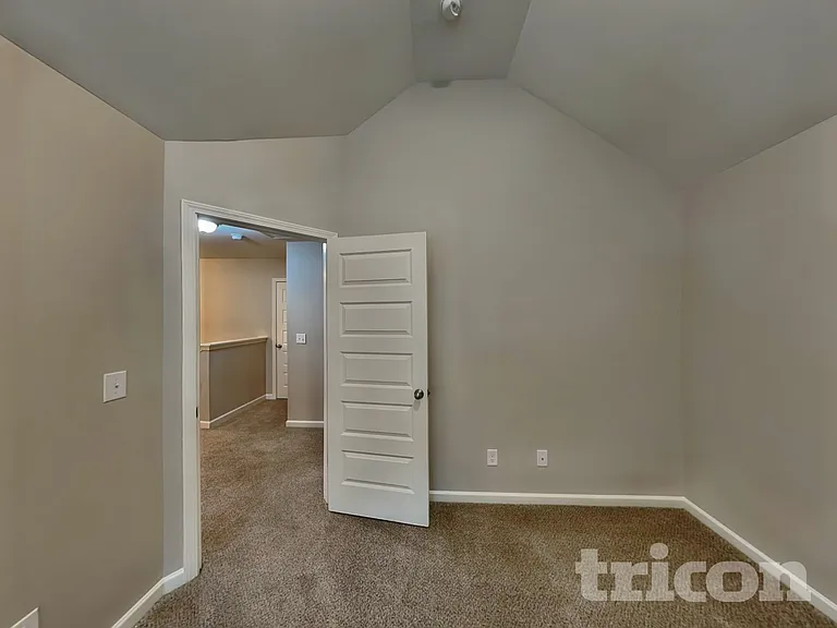 377 Lossie Ln — Photo 11