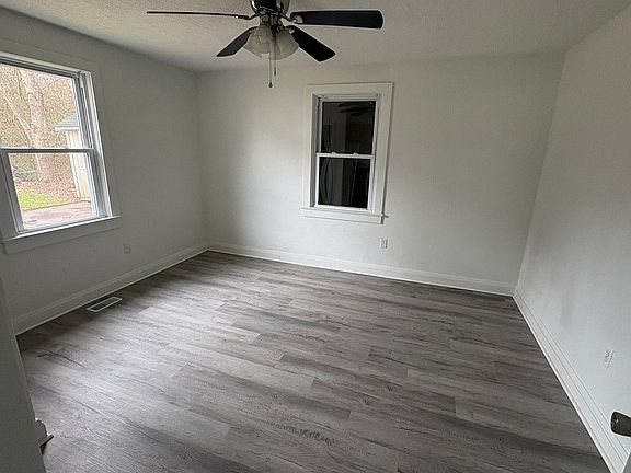 5th image of 1276 Wilroy Rd