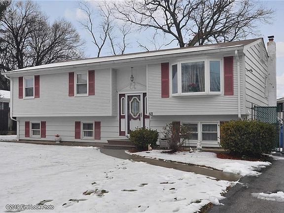 2nd image of 48 Castle Dr