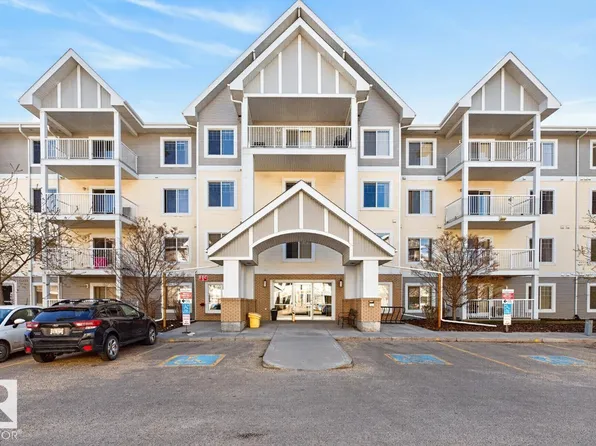 2204 44th Ave NW #404, Edmonton, AB T6T 0G5