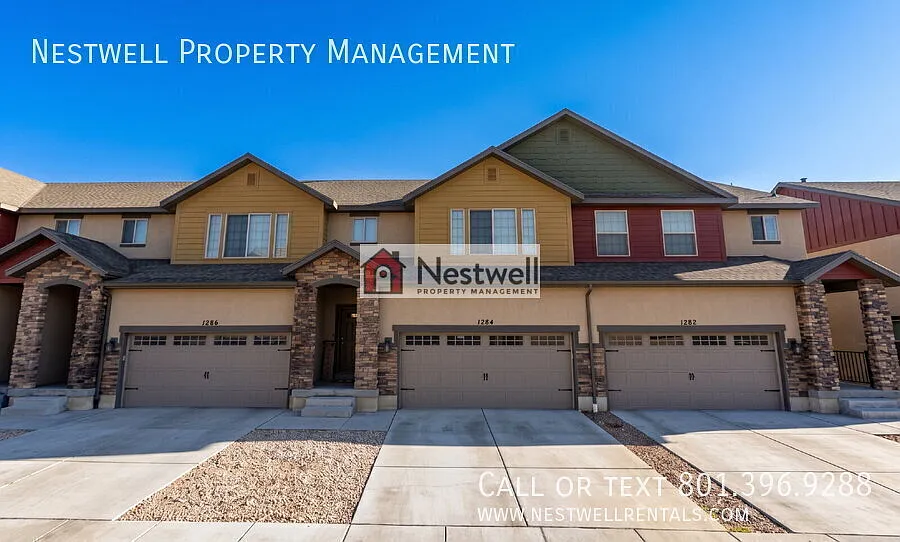1284 N Willowbrook