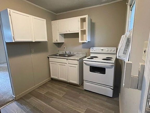 4th image of 101 N Clay St #F