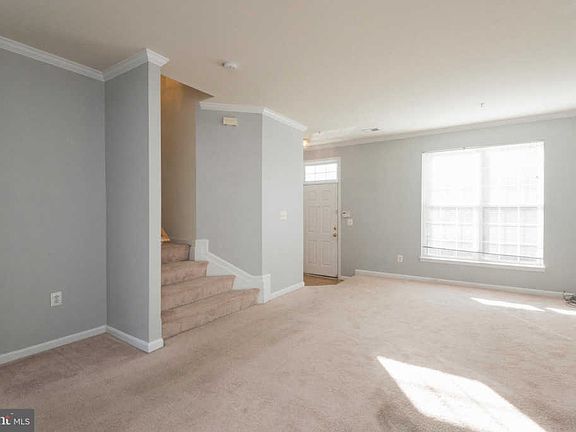 5th image of 25 Harbour Heights Dr