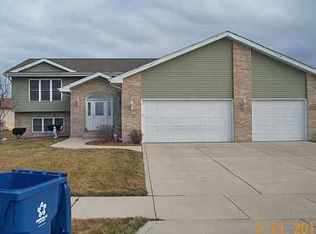 5708 Arrowhead Ct, Schererville, IN 46375