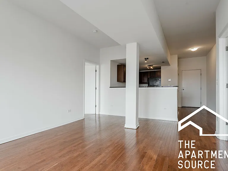 4217 W Irving Park Rd #3A — Photo 5