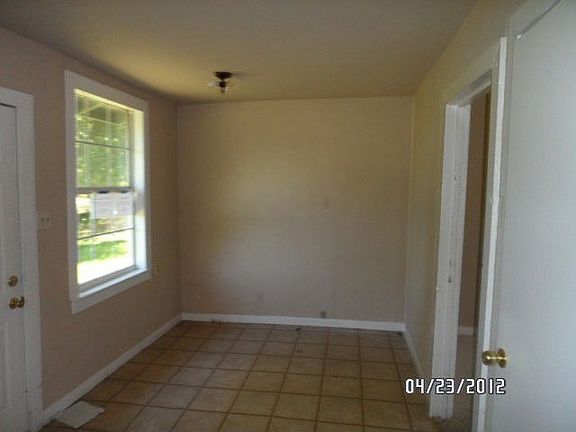 4th image of 12160 Dandridge Dr