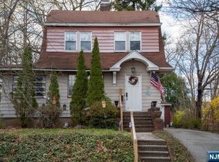 1170 Alicia Ave, Teaneck, NJ 07666