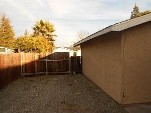 3rd image of 6901 Lonicera Dr