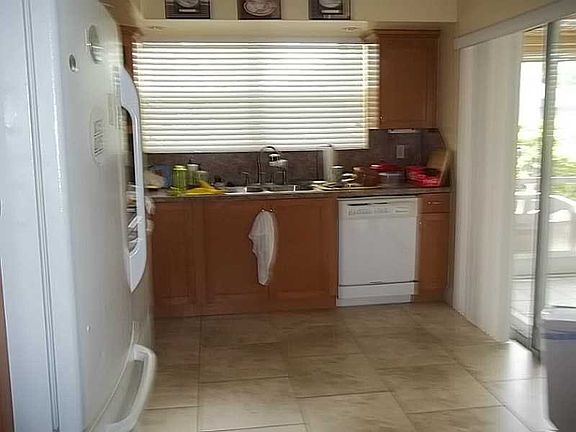 5th image of 2023 SE 27th Dr #104-5C