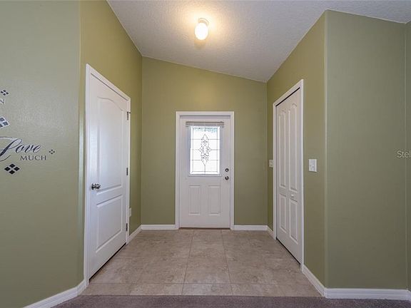 3rd image of 16706 Scenic Hill Way