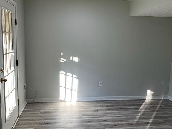 3rd image of 328 Kestrel Dr