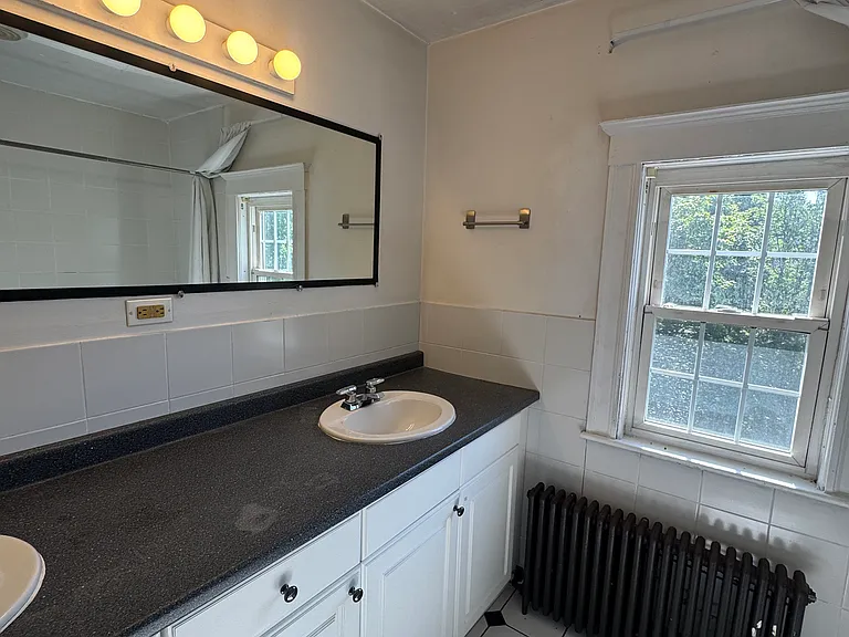 14 Hammondswood Rd #1 — Photo 24