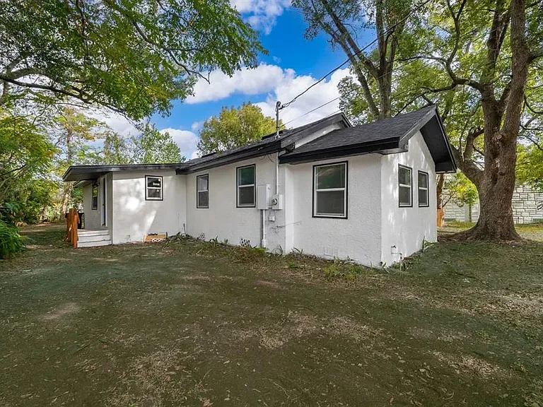613 Citrus St #B — Photo 1