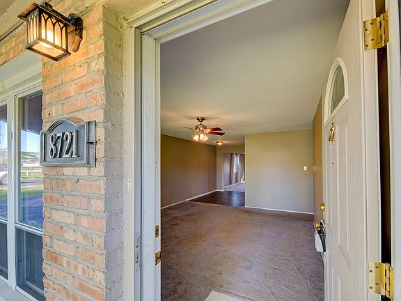 2nd image of 8721 W 170th Pl