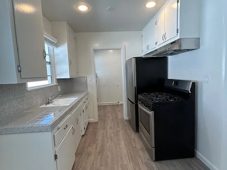 4634 W El Segundo Blvd — Photo 5