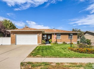 4228 W Yorkshire Cir, South Jordan, UT 84009