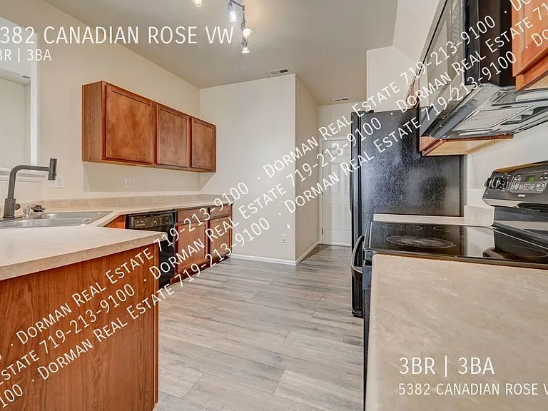 5382 Canadian Rose Vw — Photo 5