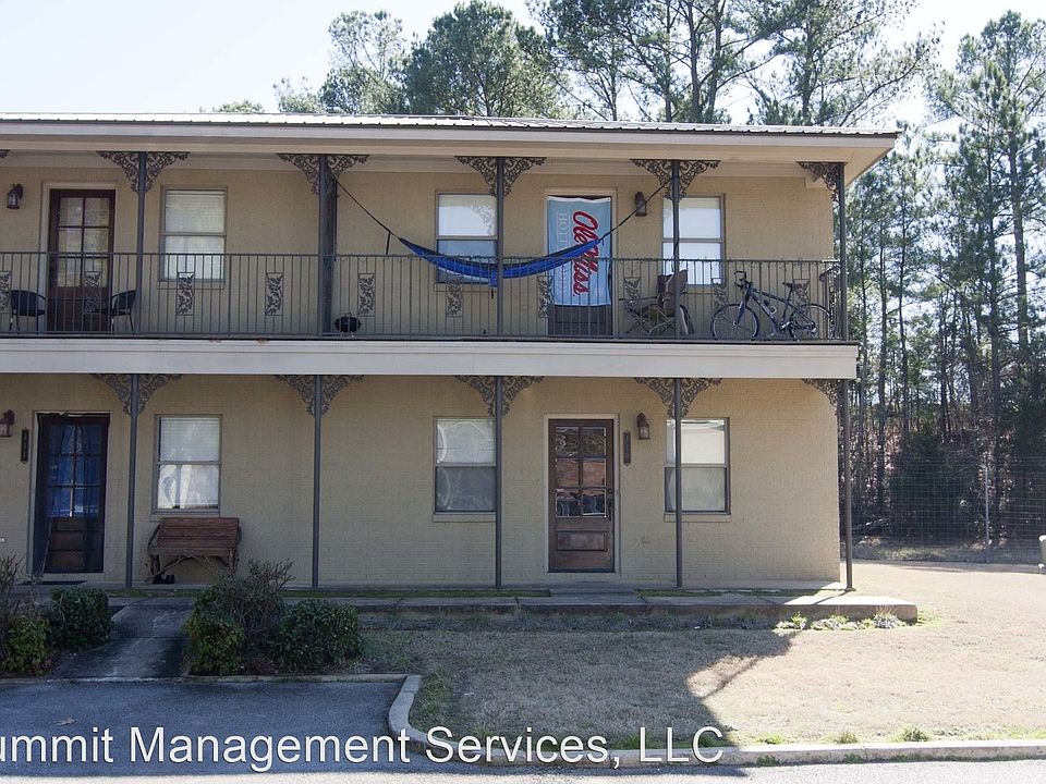 1st image of 110 Orleans Oak Ln