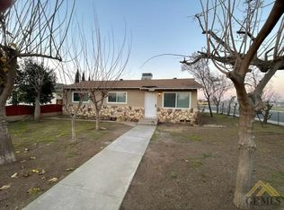 1502 2nd St, Wasco, CA 93280