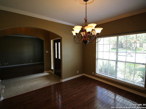 3rd image of 518 Bosque Vista